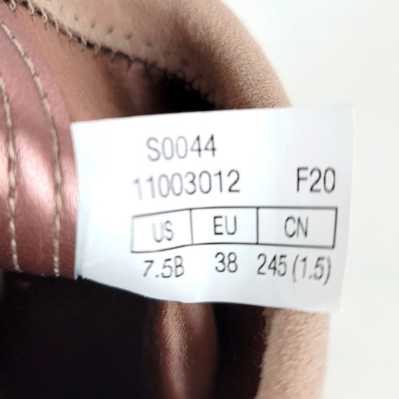 Stuart Weitzman Highland Nude Stretch Suede Block Heels Annkle Boots size 7.5 M - Picture 9 of 10